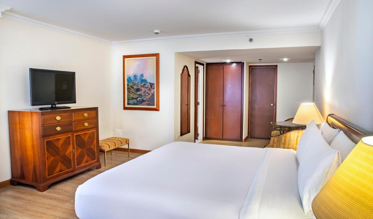 Hotel Torre Monserrate 5*