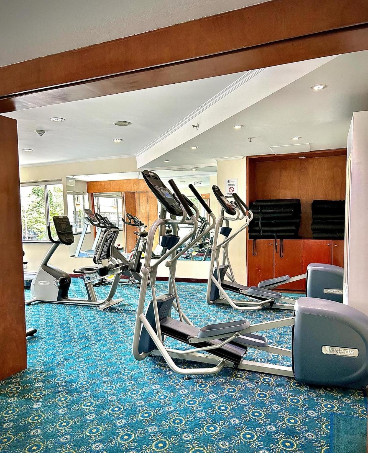 Hotel Torre Monserrate 5*